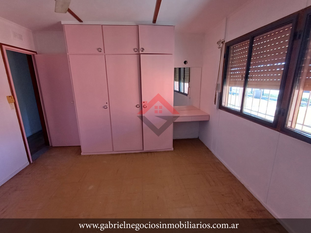 Venta - Casa 4 dormitorios