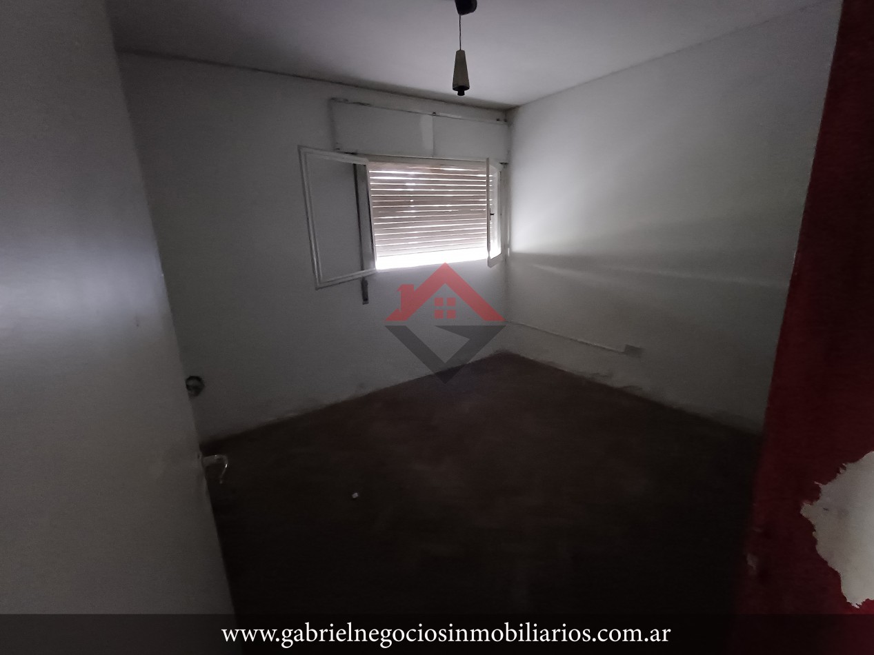 Venta casa en calle Arata