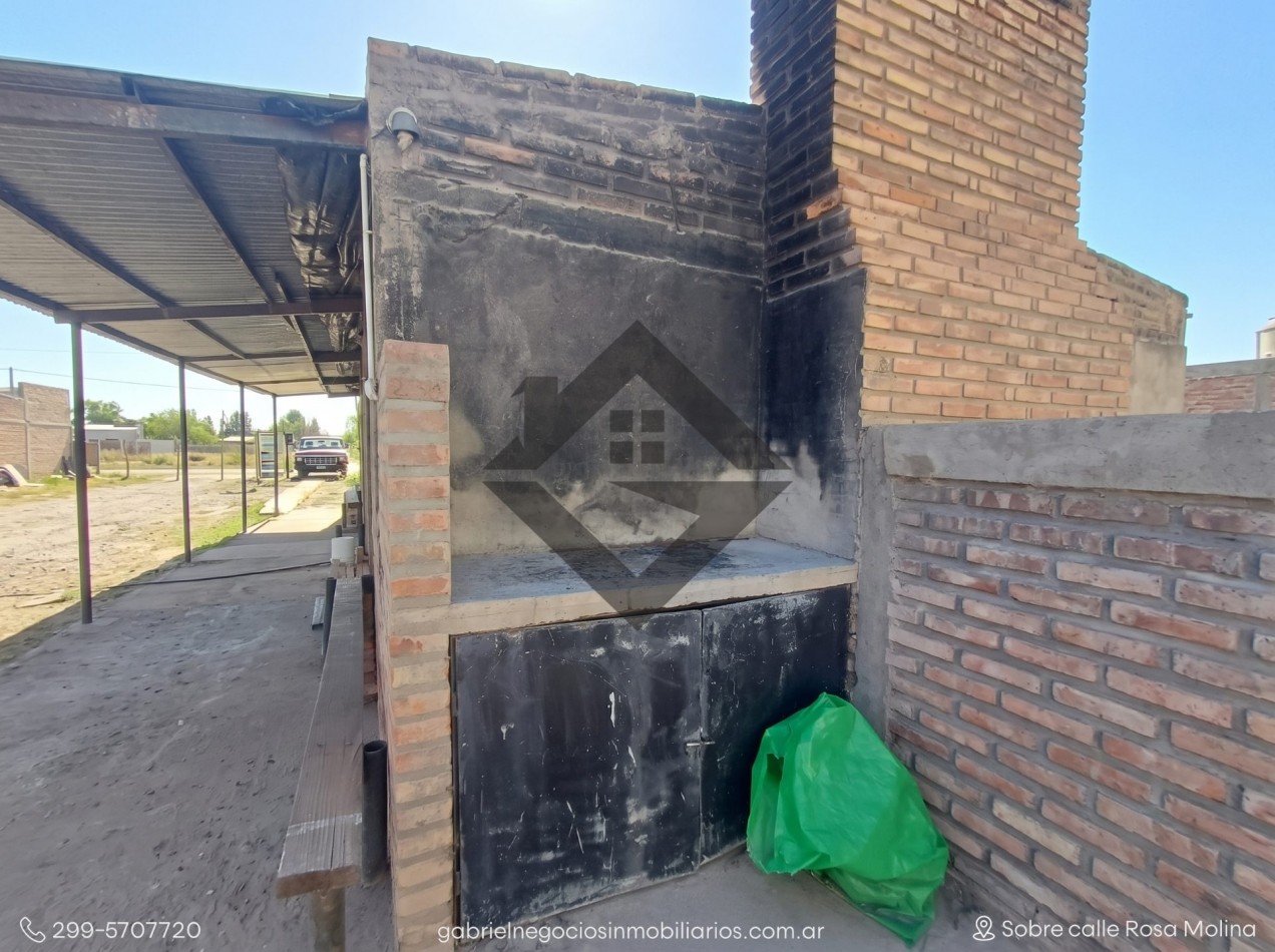 Casa con Departamento en Venta