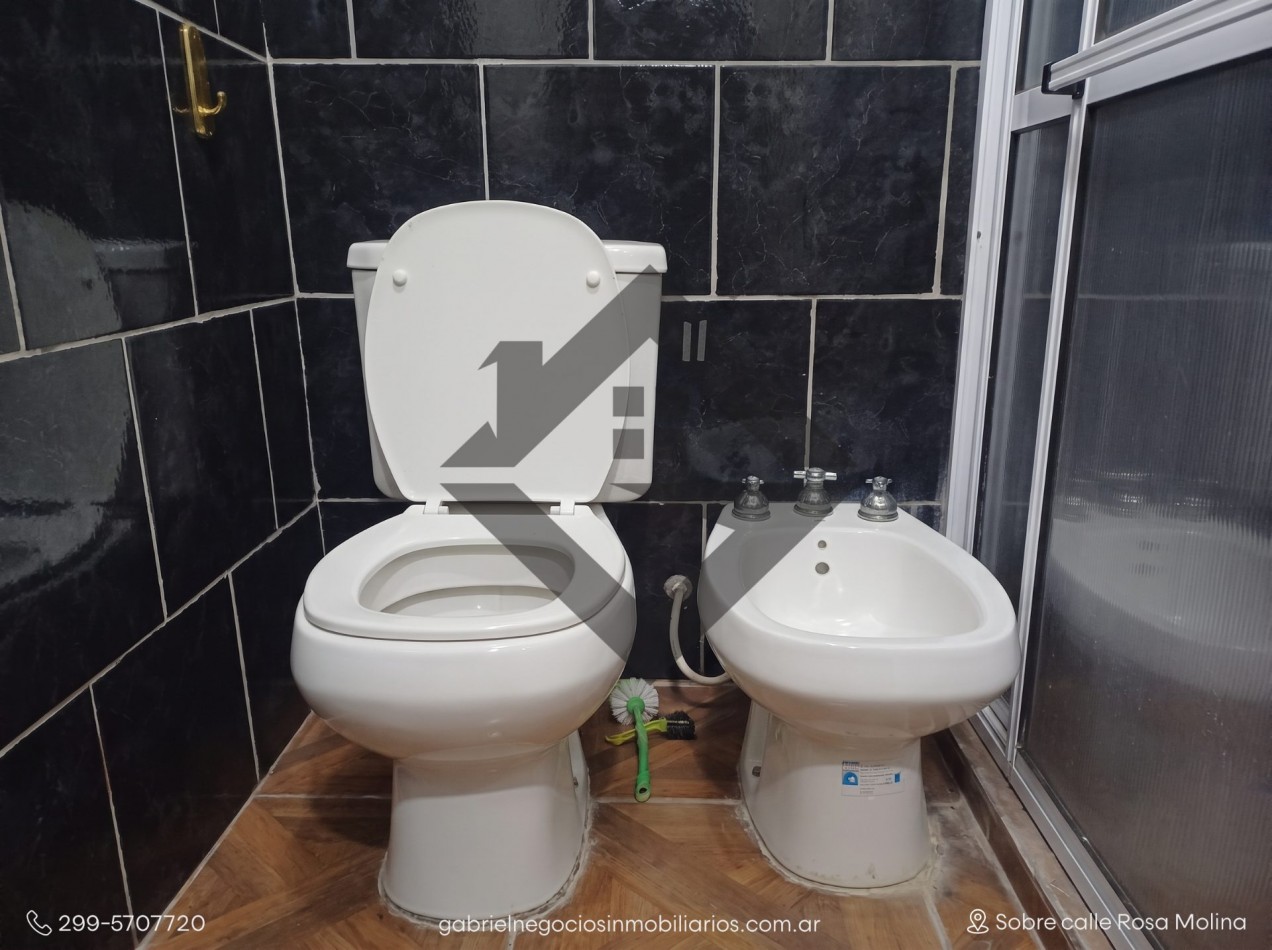 Casa con Departamento en Venta